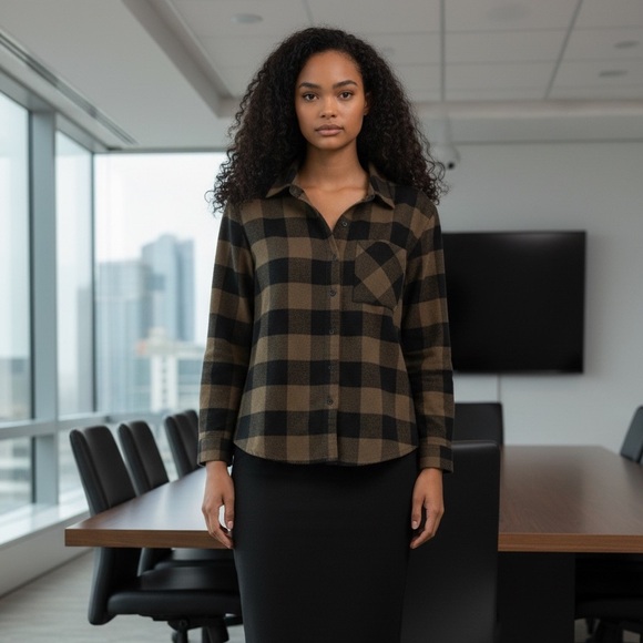 Like New Y2K Newport News Women’s Plaid Button Down Cotton Top - Picture 6 of 12